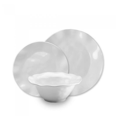 Q Squared NYC Ruffle Round 12pc Melamine Dinnerware Set