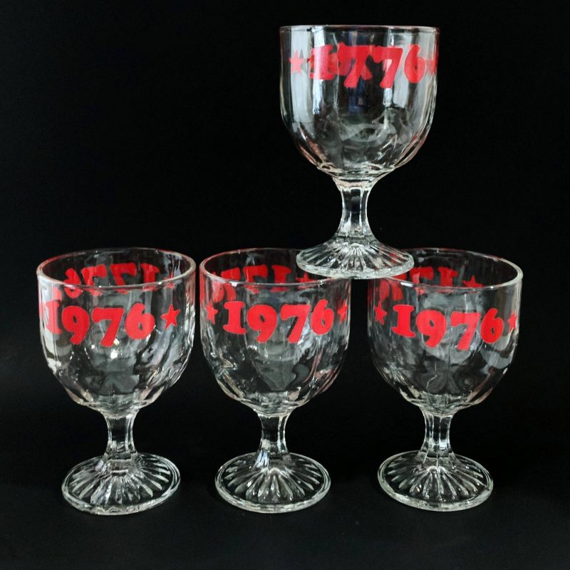 Vintage Beer Glasses Goblets Schooners Bicentennial 1776 1976 Footed