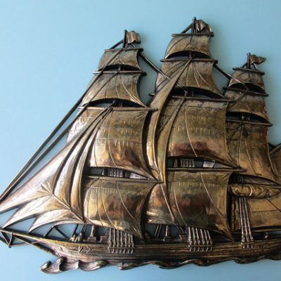 12x16" Gold Clipper Ship Wall Art Rare 1960s Syroco Company 3D Nautical Wall Decor Sailing Schooner Sharply Detailed w Crew n US Flag