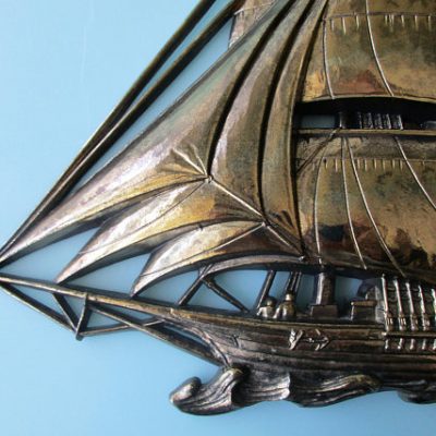 12x16" Gold Clipper Ship Wall Art Rare 1960s Syroco Company 3D Nautical Wall Decor Sailing Schooner Sharply Detailed w Crew n US Flag