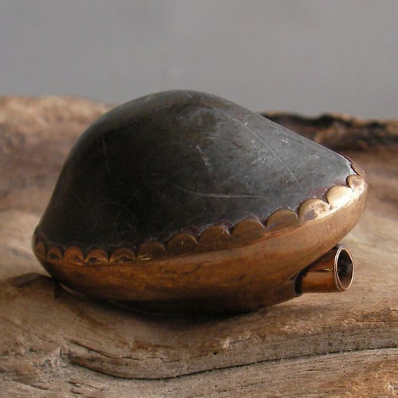 Bia Shell Old vintage Bia Gae cowry shell inside Takrut Thai fetish scrimshaw ...
